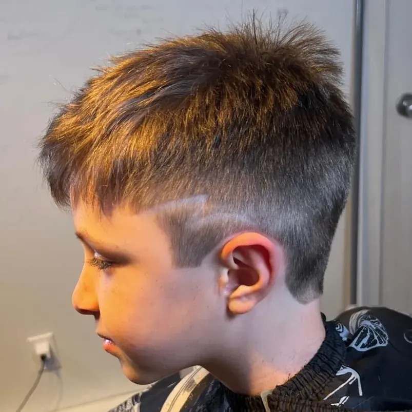 Leleco Barber precision haircut 7